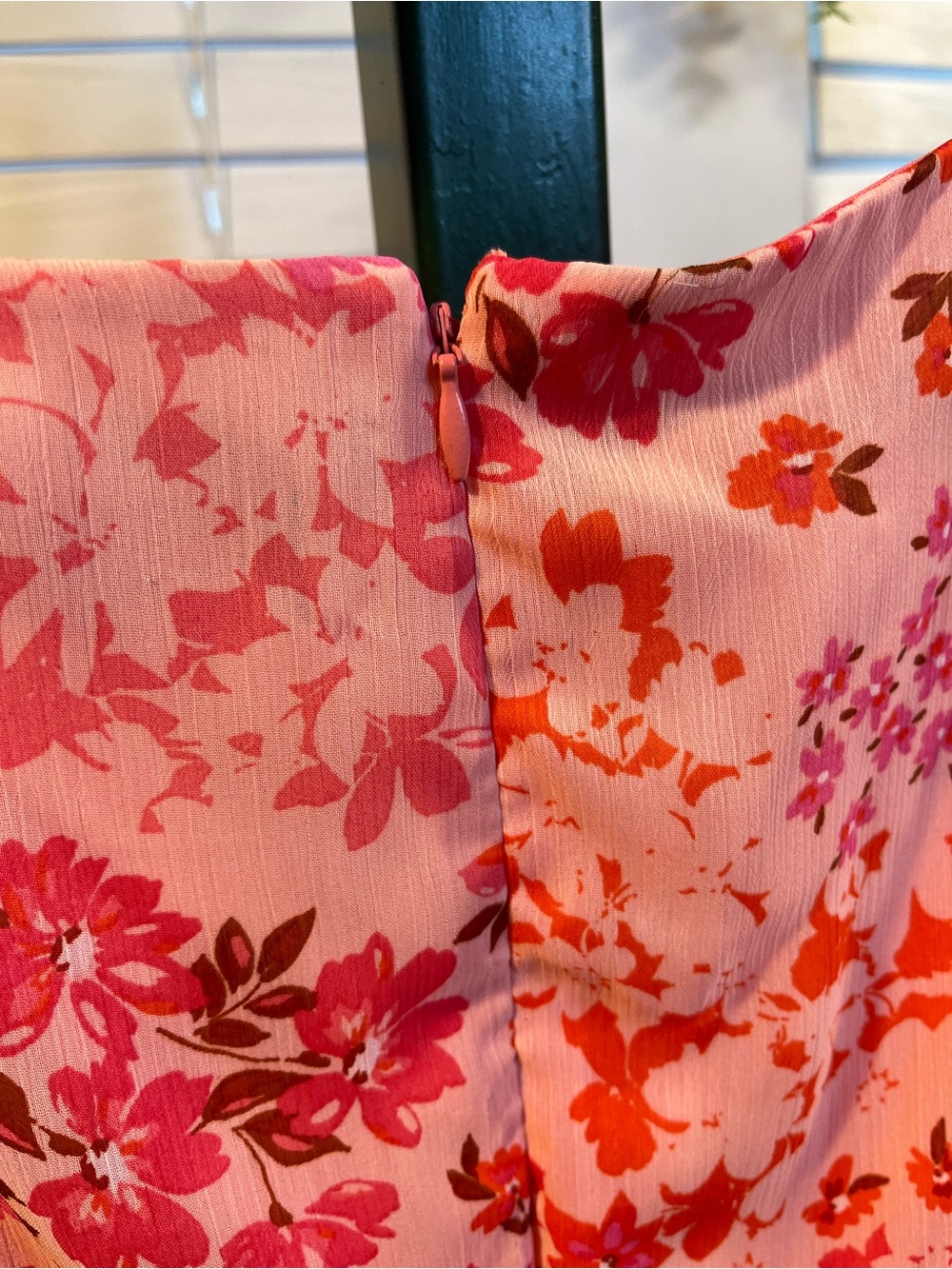 DKNY Pink and Coral Floral Wrap Midi Dress Sz 16 - Picture 4 of 8